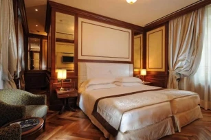Hotel Manzoni - Milan