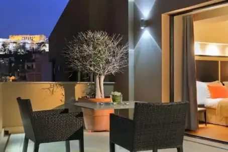 O and B Athens Boutique Hotel