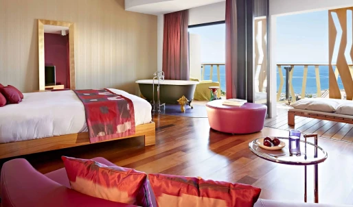 Bohemia Suites & Spa