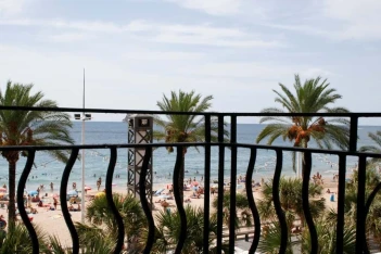 Apartamentos Senabre Palais