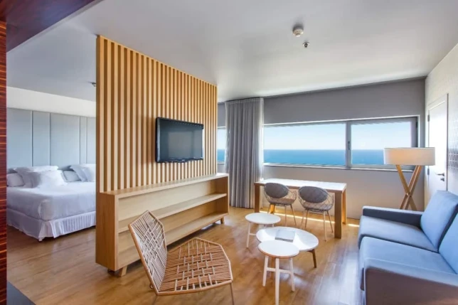 Occidental Atenea Mar