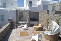 Estúdios e casas à beira-mar