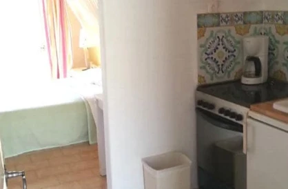 Estúdios e casas à beira-mar