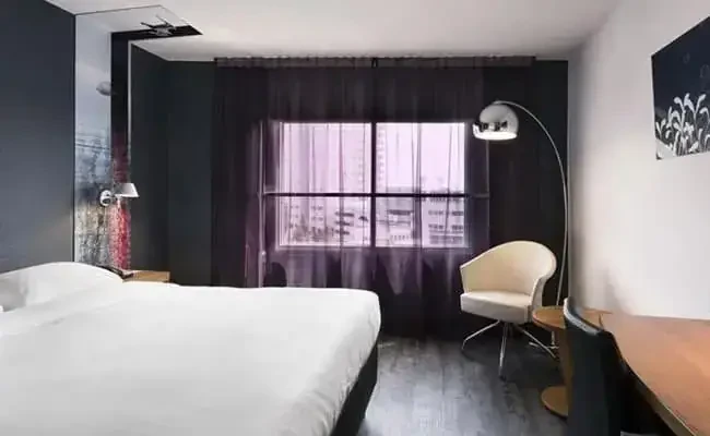 DoubleTree by Hilton Rotterdam Centre
