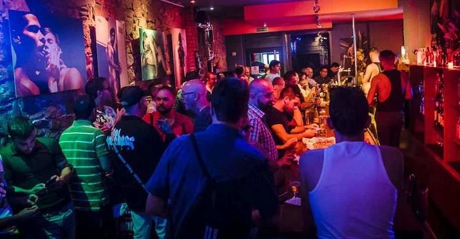 Nightbarcelona gay bar in Barcelona Nightbarcelona