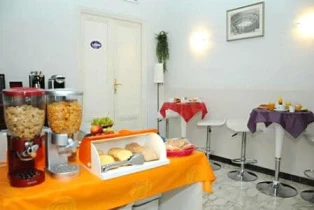 2 Passi Al Colosseo B&B