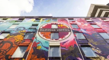 Blooms Hotel