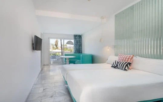 hotel gold by marina