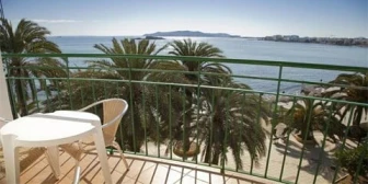 Hotel-Maritimo-balcony-view