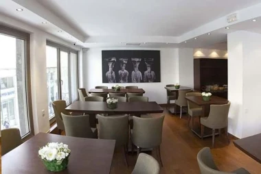 Plaka hotel