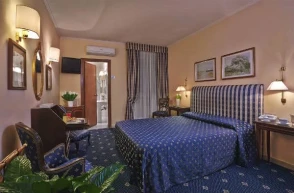 Napoleon Hotel