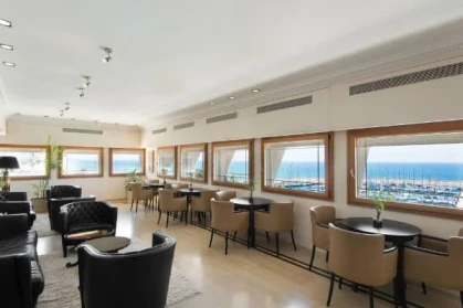 Leonardo Gordon Beach