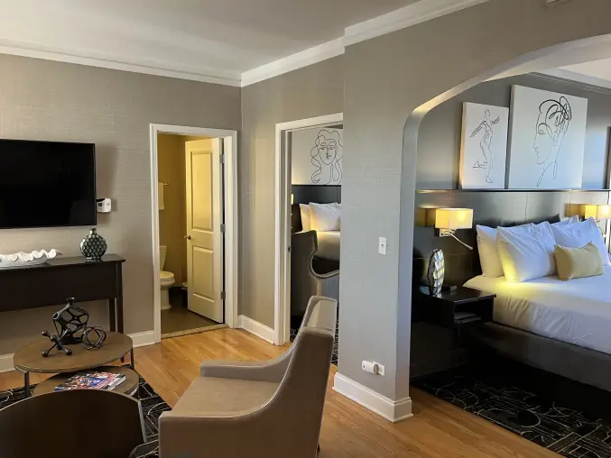 Best Western Plus Hawthorne Terrace Hotel