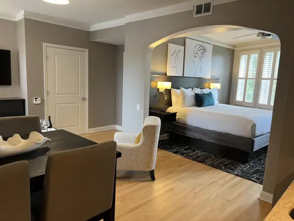 Best Western Plus Hawthorne Terrace Hotel