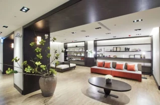Hotel 53