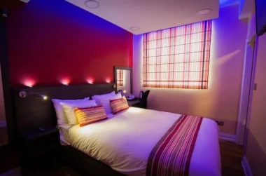 Le Ville Hotel