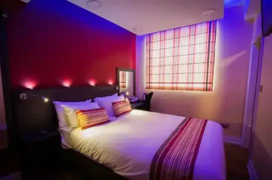 Le Ville Hotel