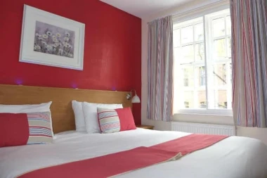 Le Ville Hotel