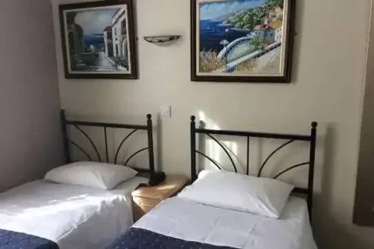 Central Hotel London