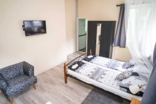 Boutique Hostel Kings N'Queens