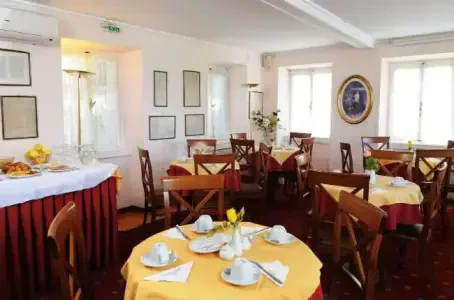 Konstantinoupolis Hotel