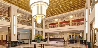 Wyndham New Yorker Hotel