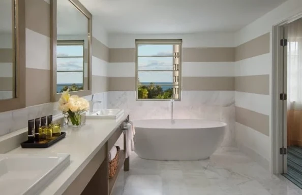 Uma House by Yurbban South Beach