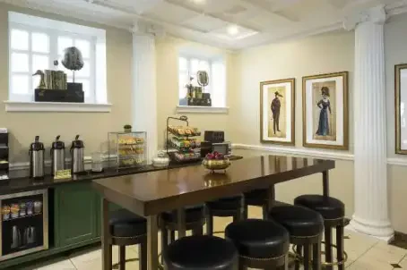 The Willows Hotel Chicago