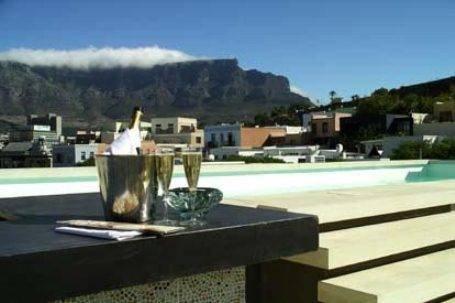 Das graue Hotel in Gay Cape Town