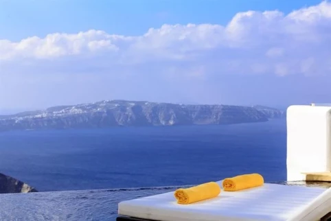 Azzurro Suites