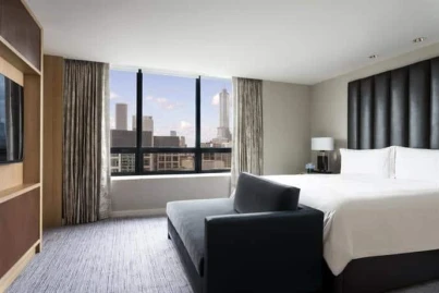 The Ritz-Carlton Chicago 3 The Ritz-Carlton Chicago