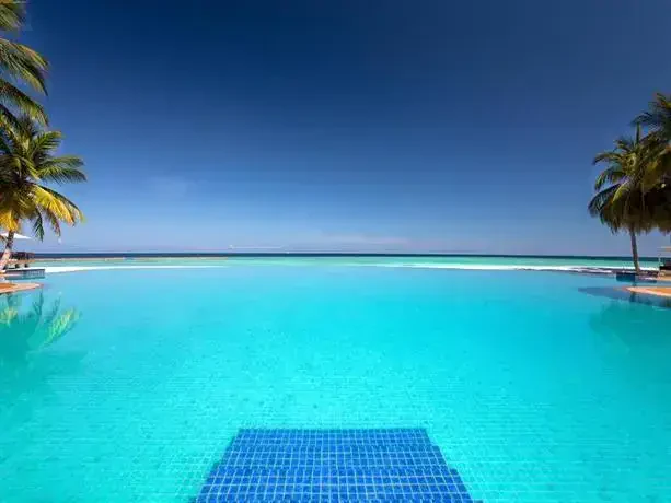 Veligandu Island Resort