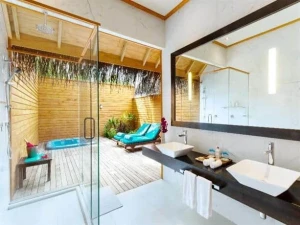 Veligandu Island Resort