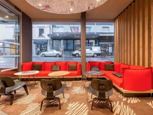 Ibis Geneve Centre Lac