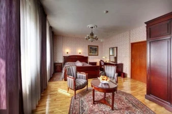 Hotel Majestic