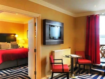 The Queens - QHotels