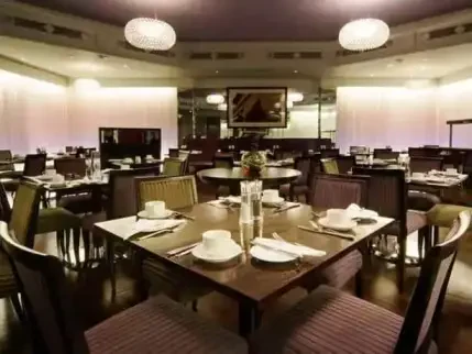 The Queens - QHotels