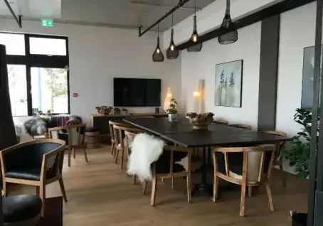 Eyja Guldsmeden Hotel