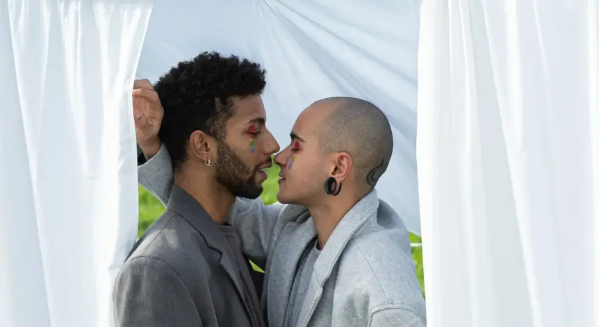 Gay Cruising While Traveling: What Changes From Country to Country Gay Cruising While Traveling