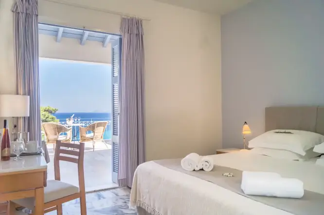 Armonia Bay Hotel