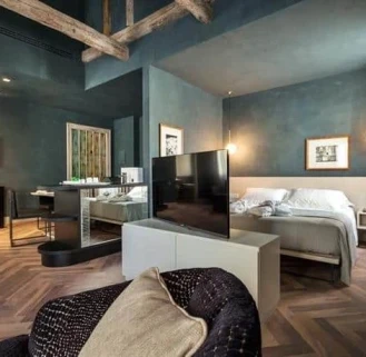Liassidi Wellness Suites Venice