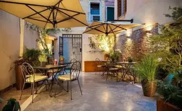 Liassidi Wellness Suites Venice