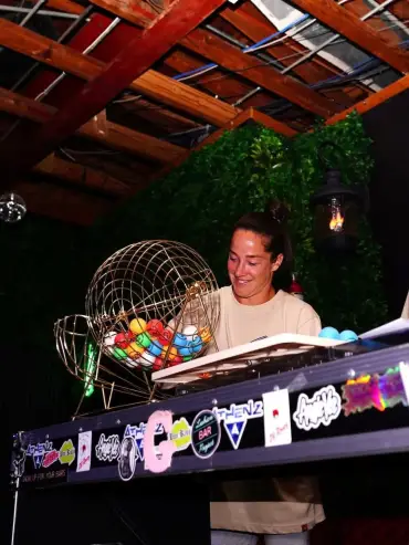 Pearl Bar