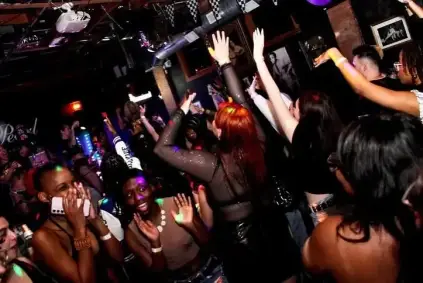 Pearl Bar