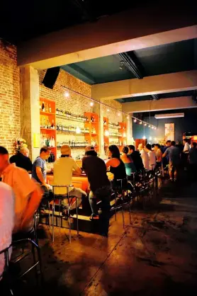 Bar 35 Honolulu Hawaii