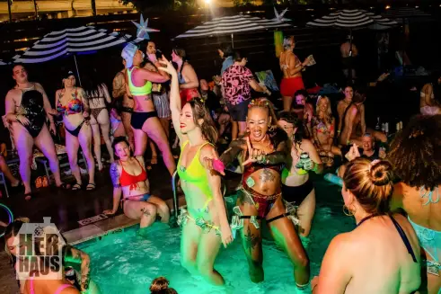 New Orleans Lesbian Bars & Parties