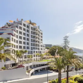 Next Hotel - Gay-friendly hotel in Madeira