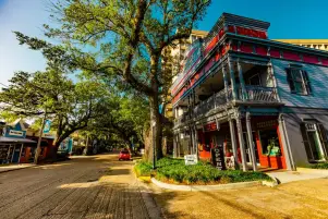A Gay Guide to Coastal Mississippi