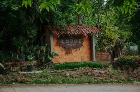 Lodge Phang Nga Boutique