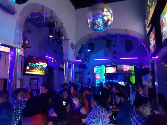 Caudillos Disco Guadalajara